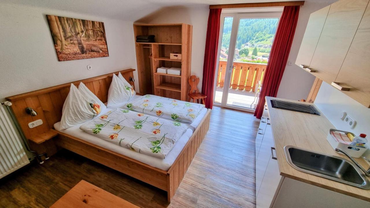 Gaestehaus Landhaus Tyrol 그리스 임 젤라인 외부 사진