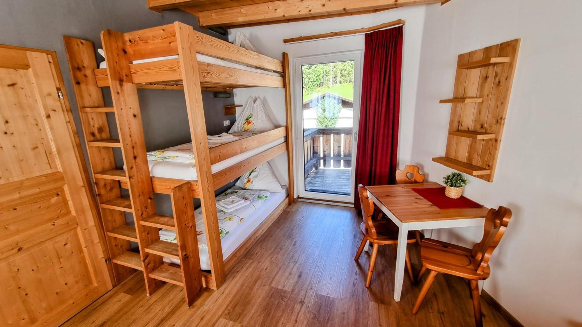 Gaestehaus Landhaus Tyrol 그리스 임 젤라인 외부 사진