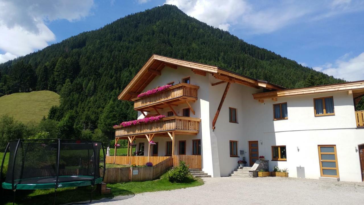 Gaestehaus Landhaus Tyrol 그리스 임 젤라인 외부 사진